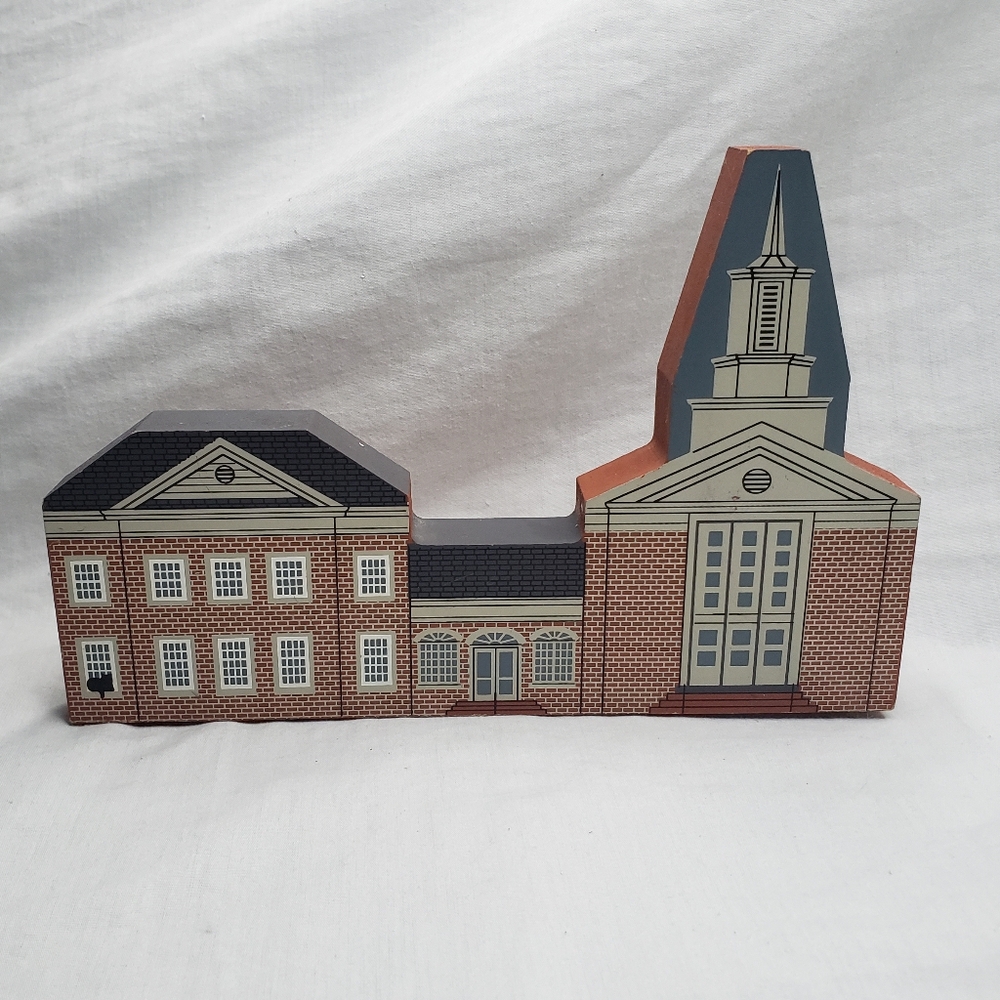 Duncan Memorial Church  Cat's Meow Ashland Virginia Wood Shelf Sitter 1999